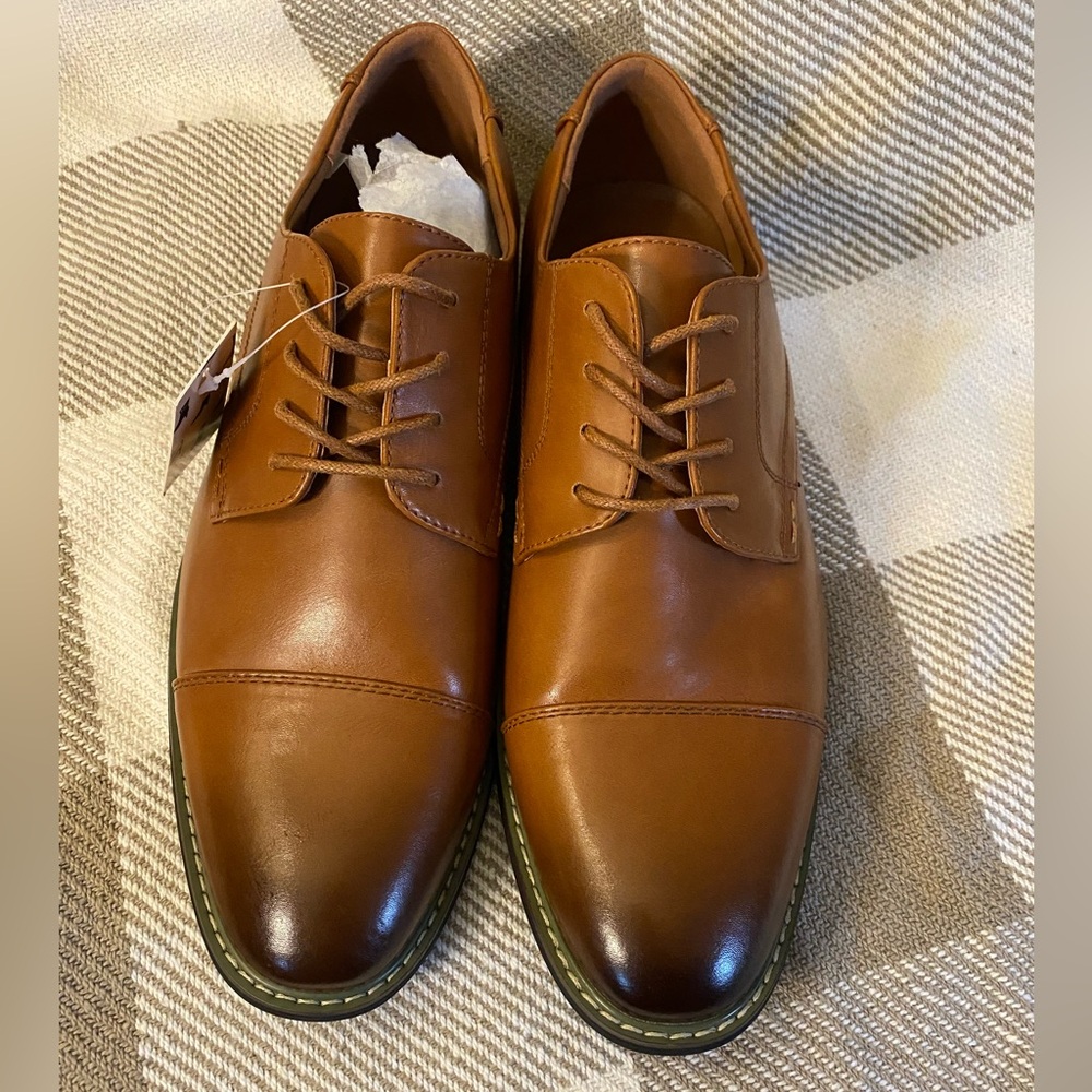 Classic Brown Men's Dress Shoes